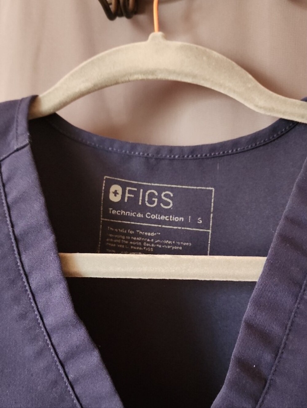 EUC Small Figs Women's Short Sleeve Scrub Top and Pants - Navy. - Picture 2 of 12